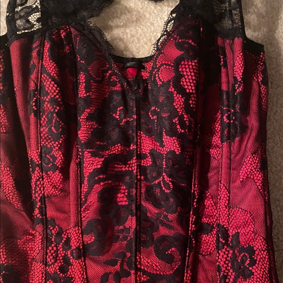 Fredricks size small lace back corset boned with garter attachment - Picture 3 of 8